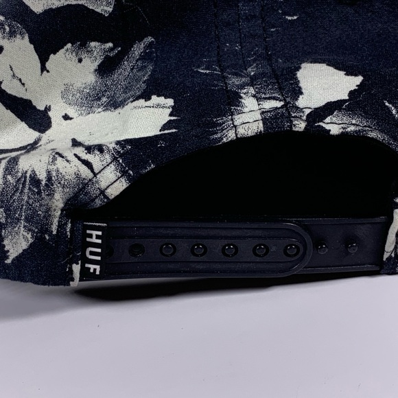 Huf floral all over print logo hat - Picture 6 of 9